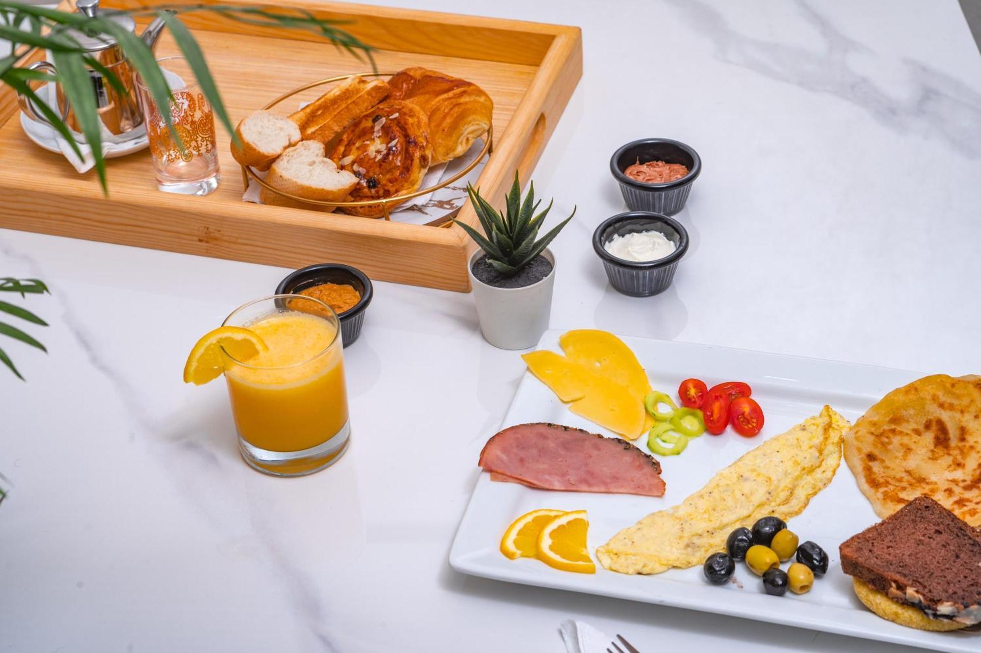Maarif Elite Suites Казабланка Екстериор снимка