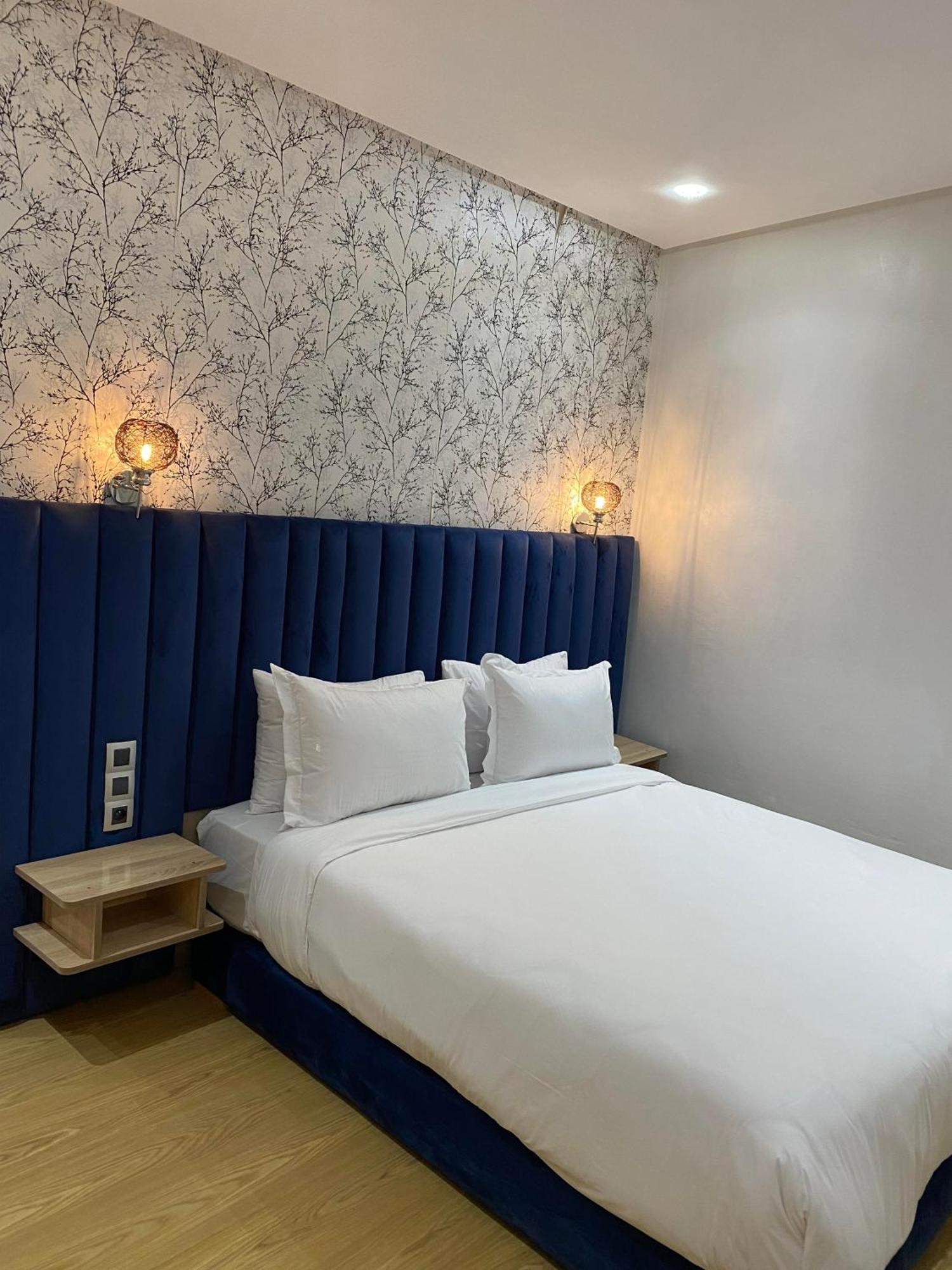 Maarif Elite Suites Казабланка Екстериор снимка