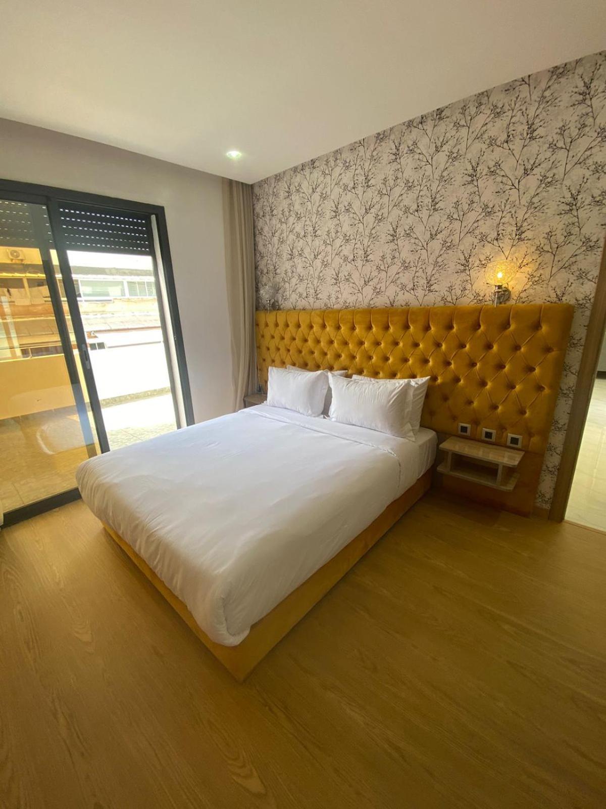Maarif Elite Suites Казабланка Стая снимка