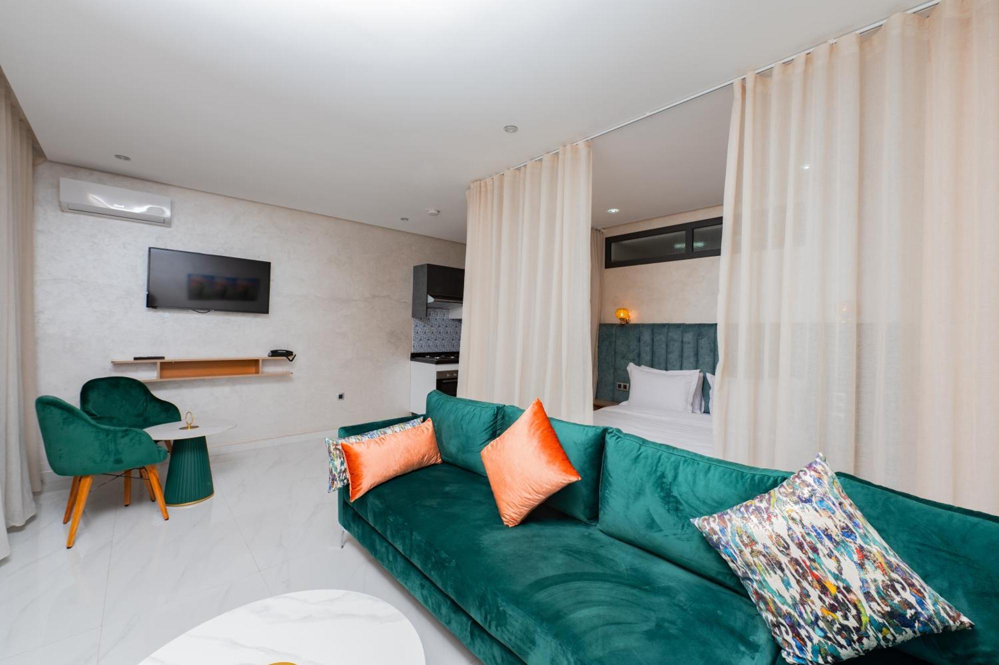 Maarif Elite Suites Казабланка Екстериор снимка